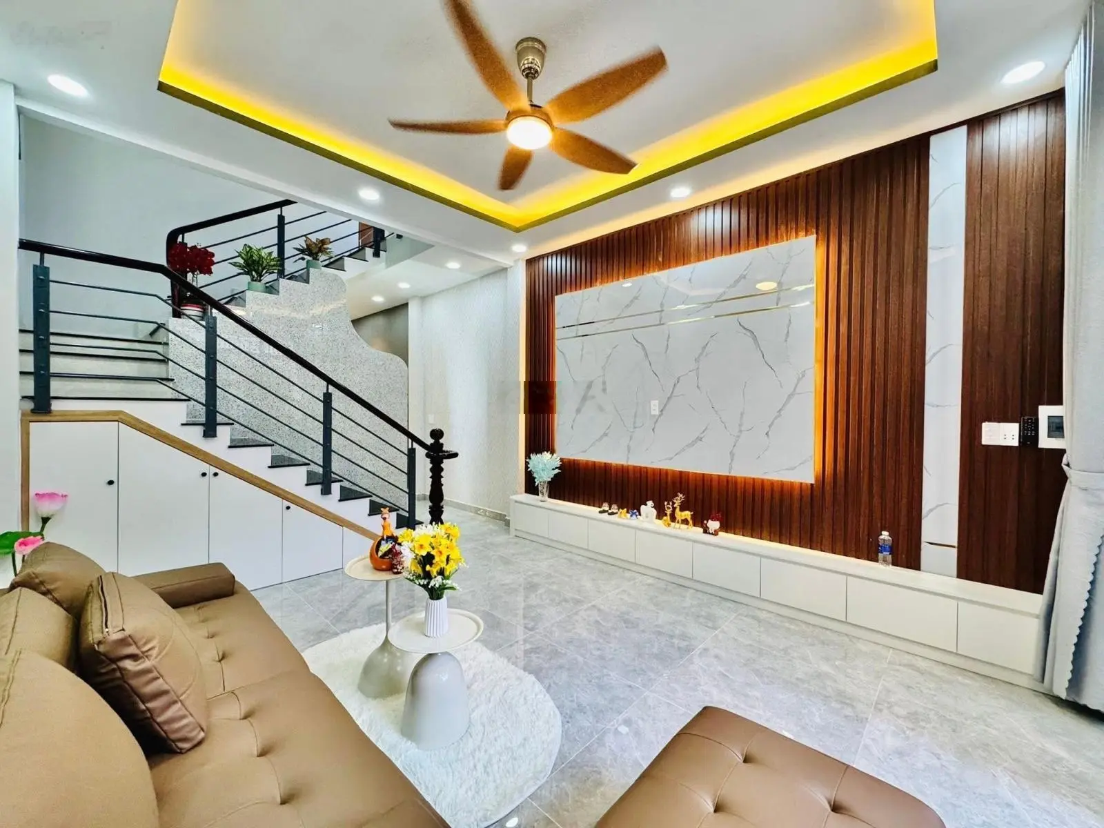 Ngân hàng thanh lý nhà 4 x 20m đúc 4 tầng - ngay mặt tiền tỉnh lộ 10 tiện kinh doanh buôn bán