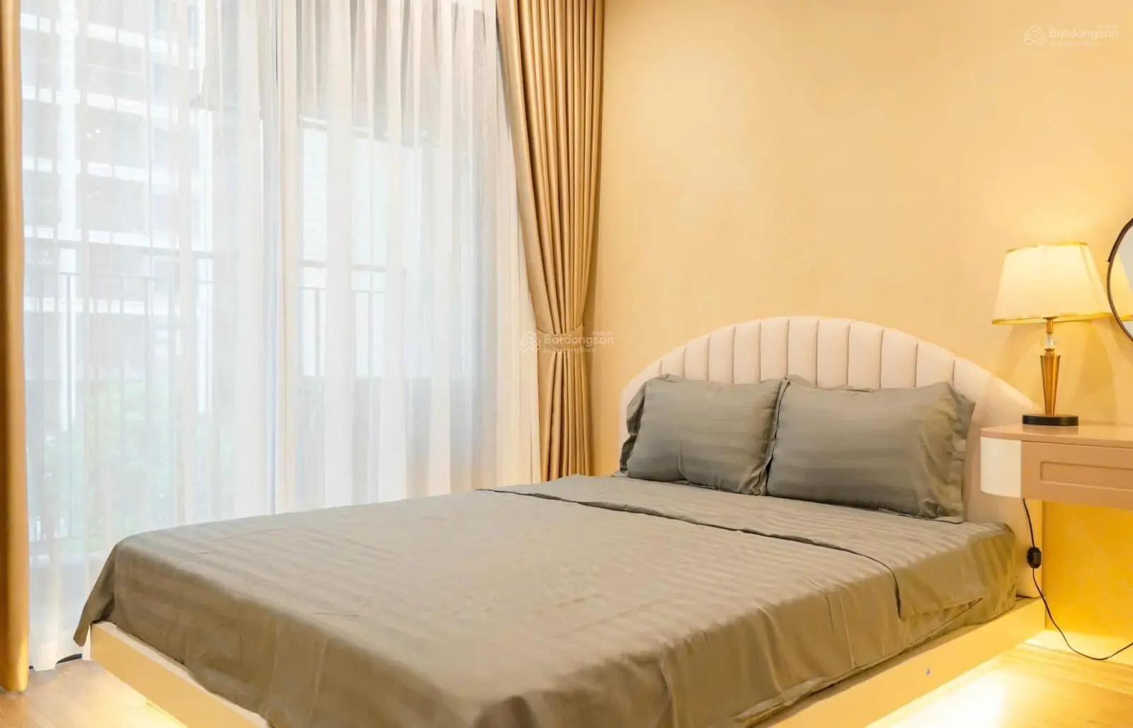 Chính chủ cần bán 1N 38m2 S1.08 Vinhomes Ocean Park full đồ đẹp như ảnh giá 2,1 tỷ bao phí