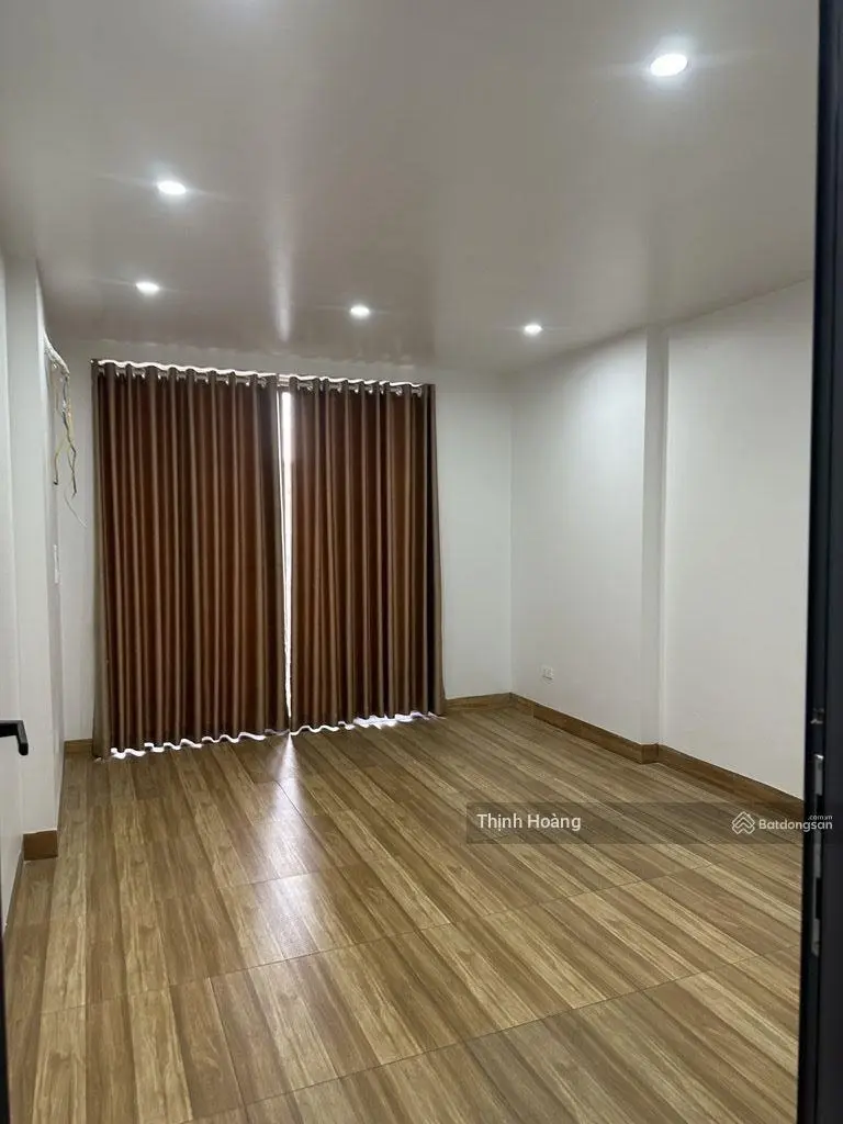 Bán NR 42m2 x 6 tầng, Thang máy, lô góc, ngõ thông oto, tại Đàm Quang Trung, 7,9 tỷ ở ngay