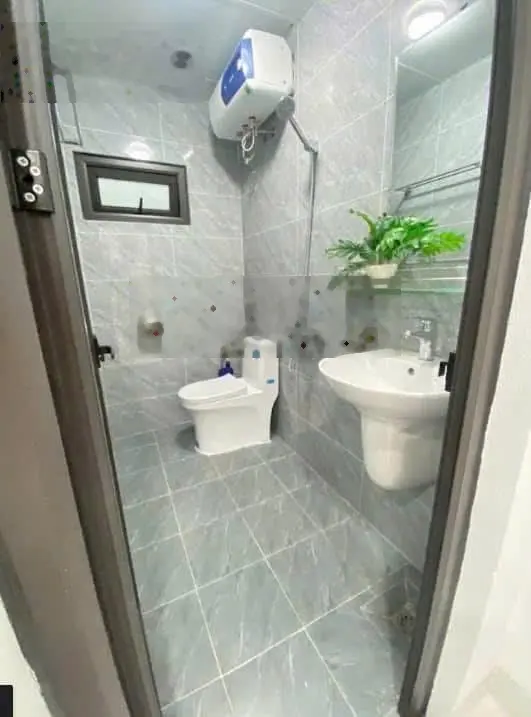 Quá đẹp! Toà CHDV Hào Nam, 80m2*7T, MT 4.8M, 14 căn hộ 2n1k, đủ PCCC, sát phố, lãi 7%/năm