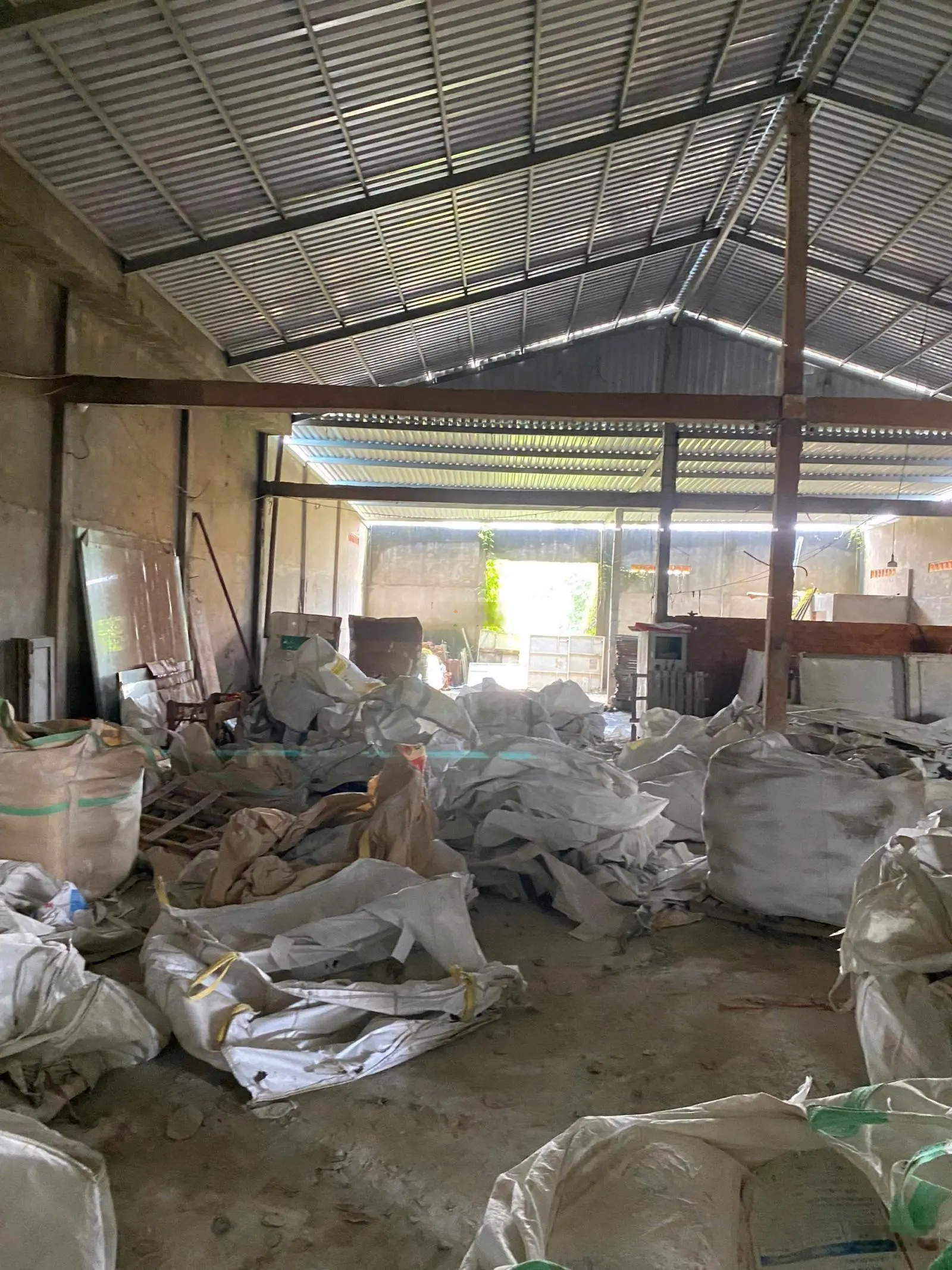 Bán gấp kho lê hồng phong tt cần đước