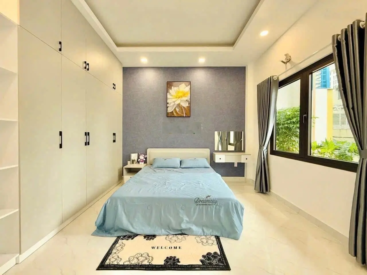 Bán nhà ngay Ngã 4 Phú Nhuận - MTĐ Cầm Bá Thước - P7 - Phú Nhuận, DT 49m2, Giá 3tỷ750, sổ riêng