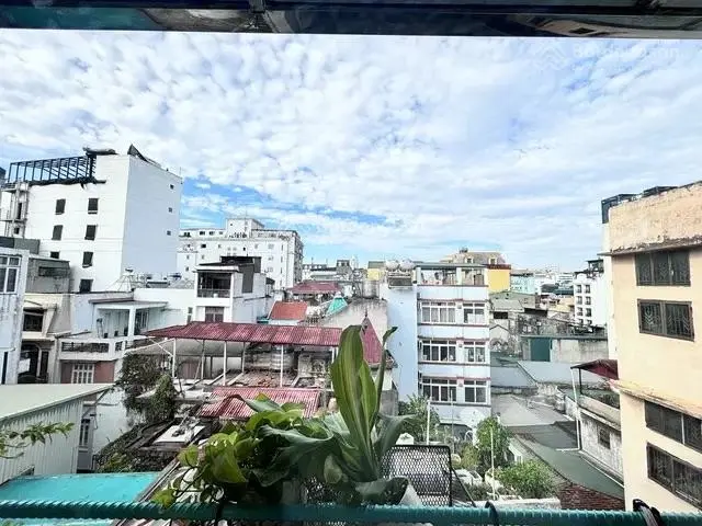 7 Tầng Thang Máy, Phan Chu Trinh 50m2 x 6m MT, Homestay Mới Đẹp, DT 1.4 Tỷ/Năm, Sổ Đẹp, Chỉ 24.8 Tỷ