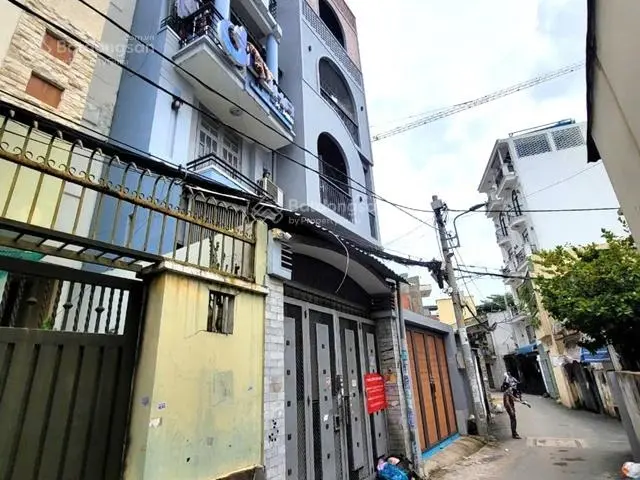 Lê Quang Định- HXH thông Nguyên Hồng-Bán gấp trả bank,4 lầu,127m2, cho thuê phòng trọ,thu 100tr/thg