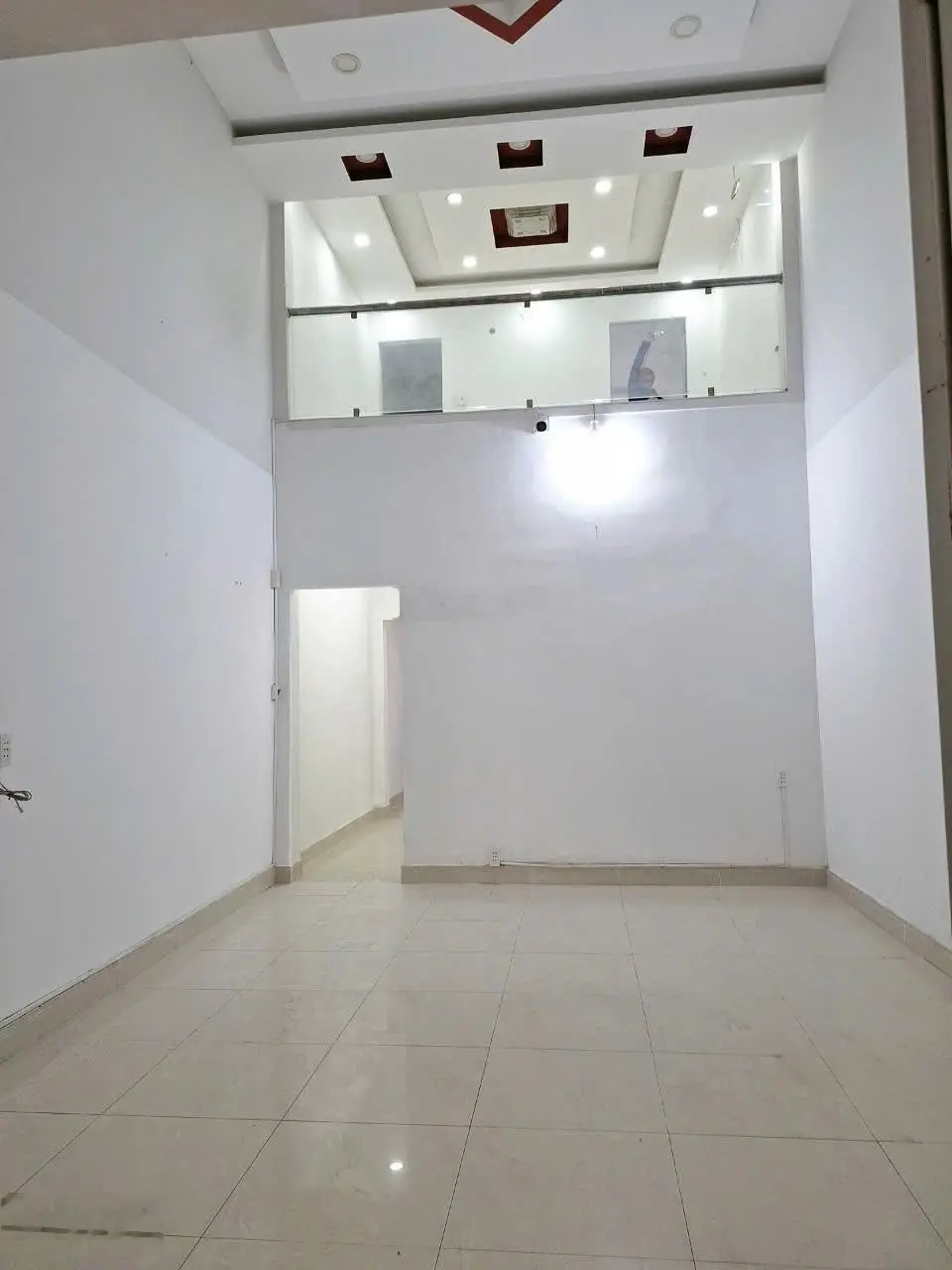 Sát trung tâm hành chính q.2 - tml -xe hơi vào nhà - 107m2 - ngang 4.4m - chỉ nhỉnh 8 tỷ