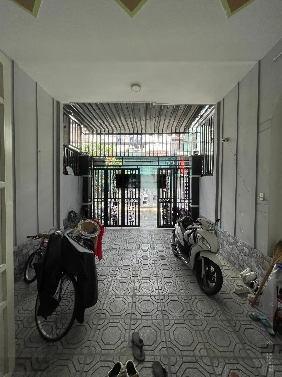 Chính chủ cần bán nhà lầu trệt như mới đường Đặng Văn Mây gần ngã 3 Cây Điệp TP Dĩ An