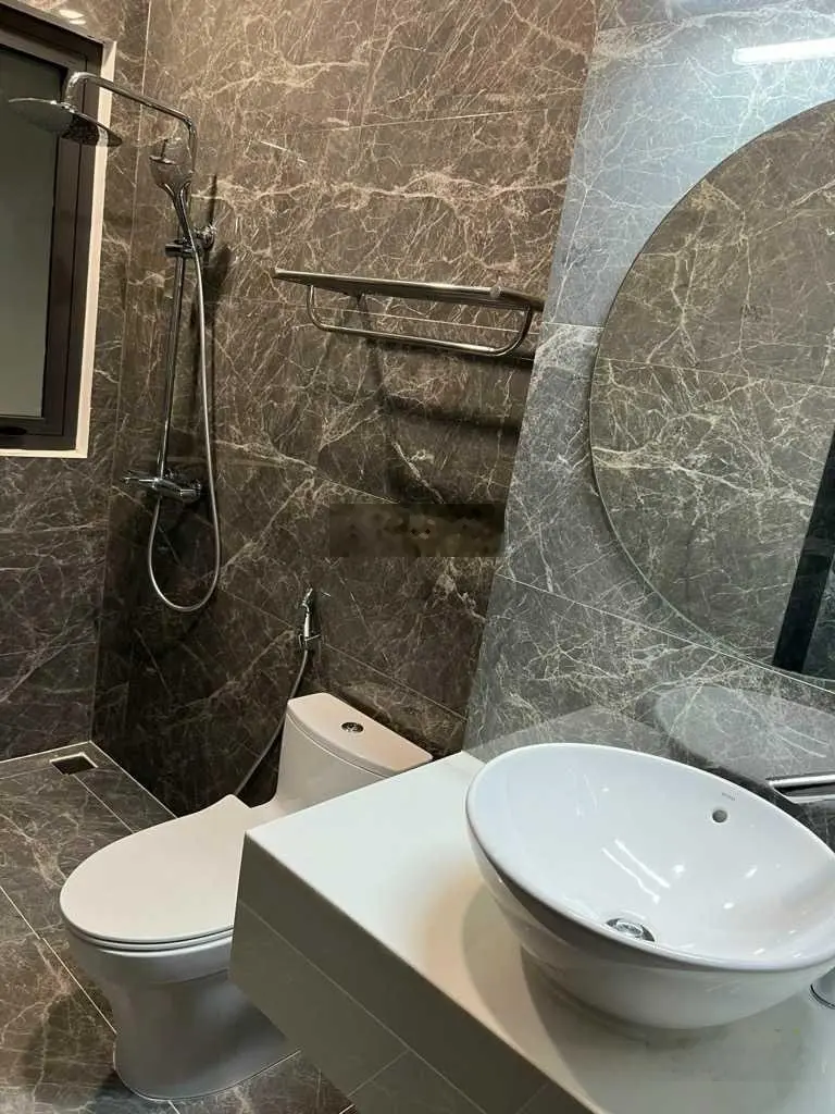 Khu vip bàu cát - nguyễn hồng đào- đồng đen - hxh nhựa 6m -4 tầng- 55m2(5 x11m)- full nội thất xịn