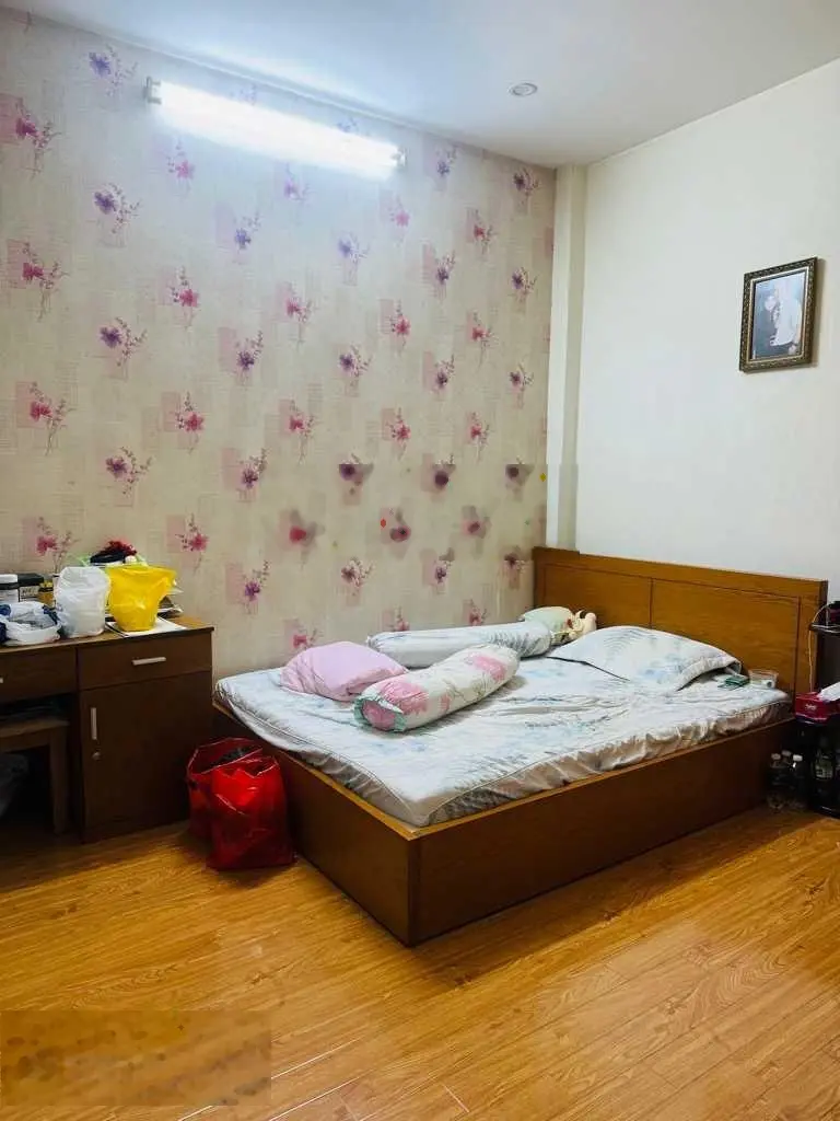 Mặt tiền Ba Vân, 4 tầng, khu kinh doanh sầm uất, siêu HOT, nhà mới, vào ở ngay
