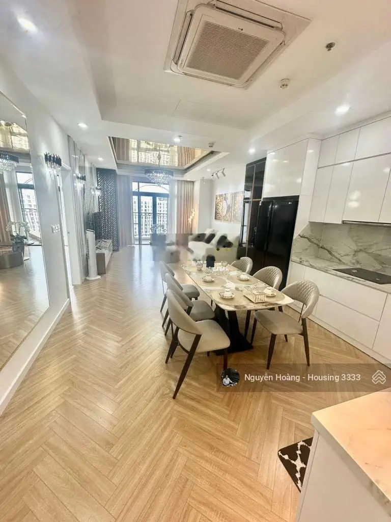 (Giá thật) tôi cần bán căn hộ 110m2, 3PN 2 WC, tầng trung ban công Đông Nam thoáng mát, giá 9 tỷ 5