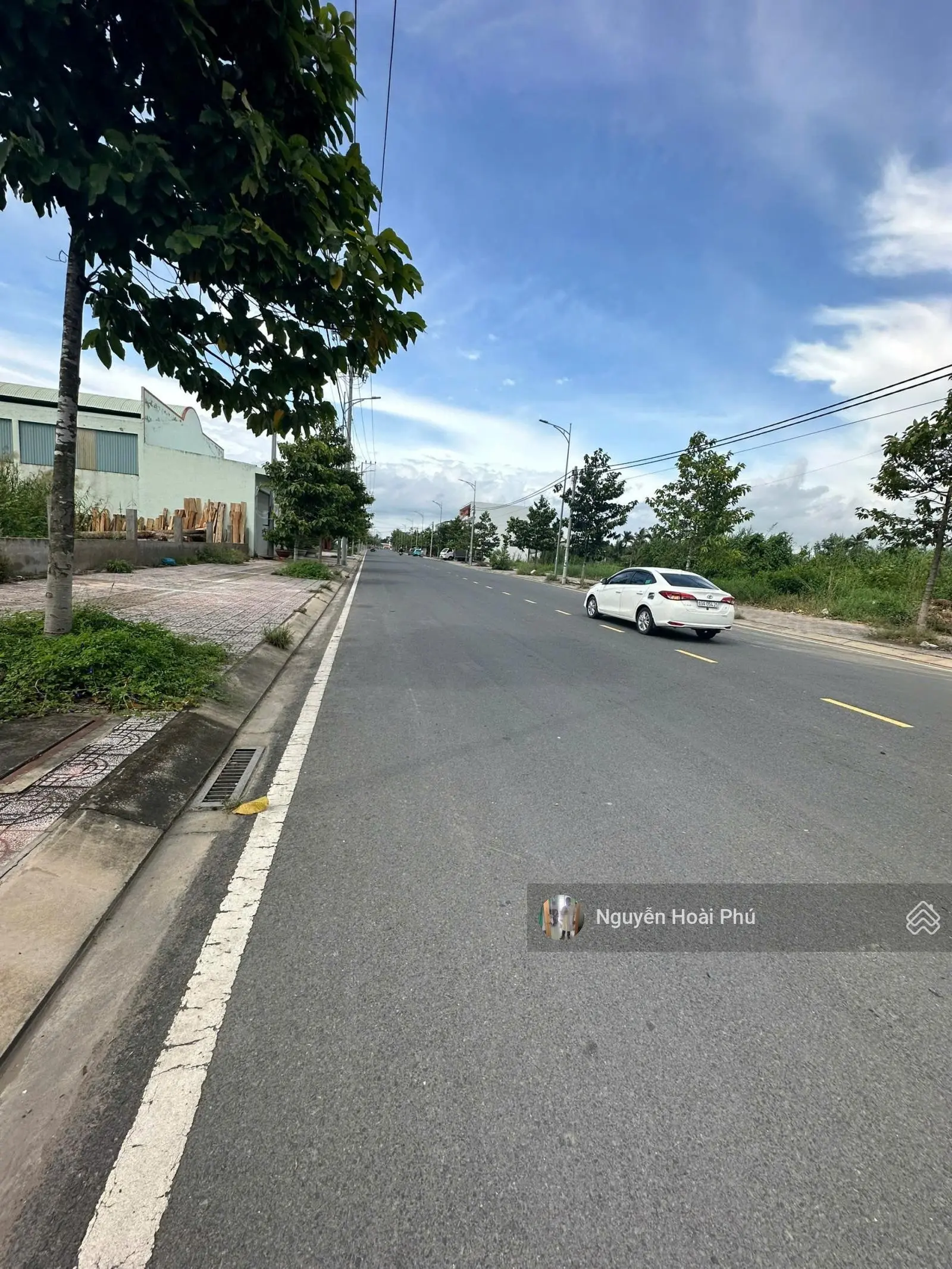 Cần bán gấp đất MT đường 30 Tháng 4, Trà Ôn, Vĩnh Long, gần Chợ Trà Ôn 4p, 100m2/600tr, full thổ