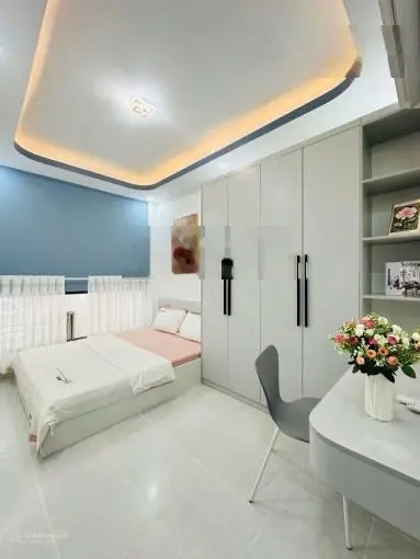 Ngộp! Giảm 250tr căn nhà Nguyễn Thiện Thuật,F3, Quận 3 giá chỉ 4tỷ960/56,7m2. Ngang 4,2m. Sổ đủ