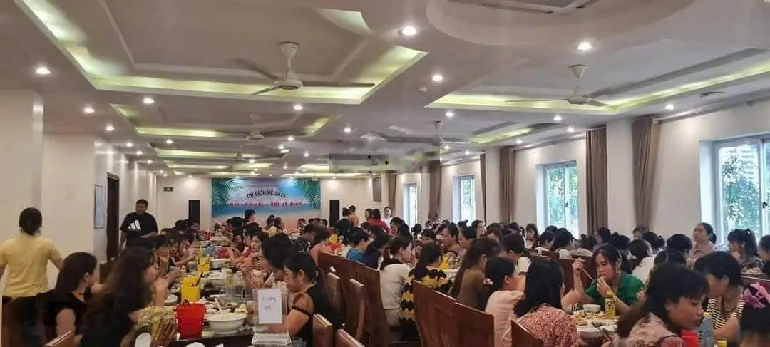 Bán khách sạn đang hoạt động tại sầm sơn