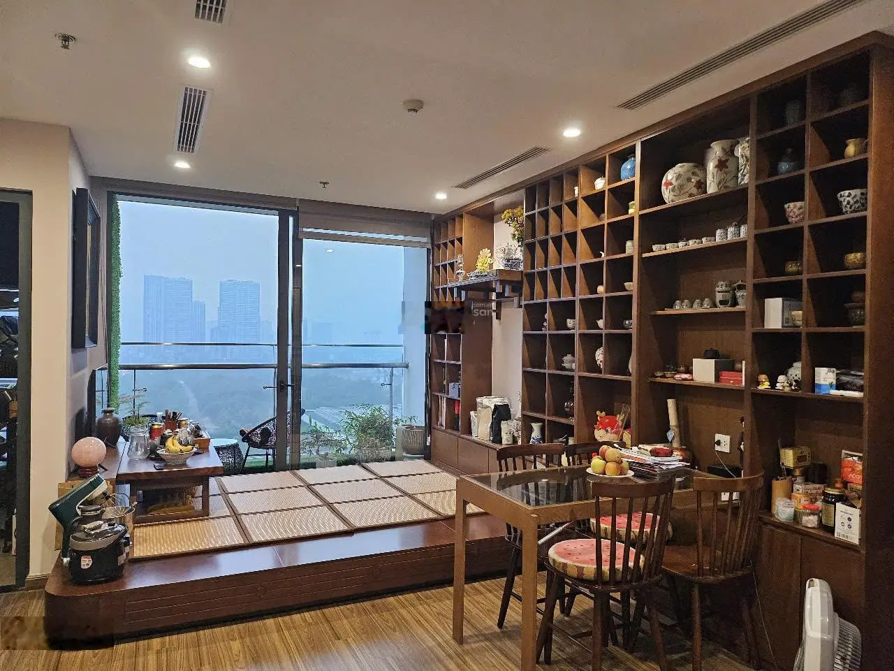 Chính chủ bán căn hộ 2 phòng ngủ 70m2 Home City Trung Kính, Cầu Giấy nhỉnh 5 tỷ