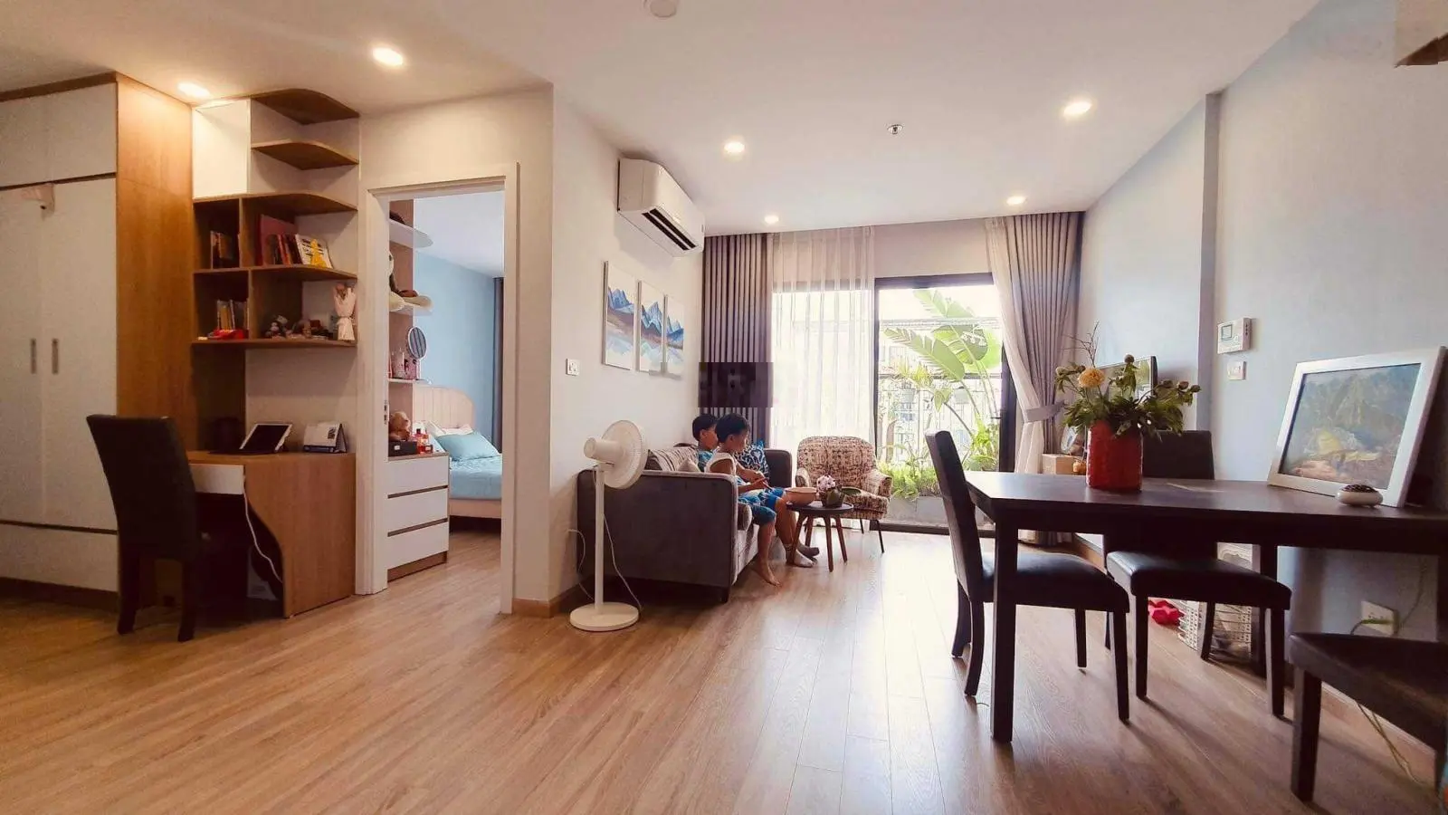 Bán nhanh căn hộ 3 ngủ The sola Park giá chỉ 4.099 tỷ, căn góc thoáng đẹp