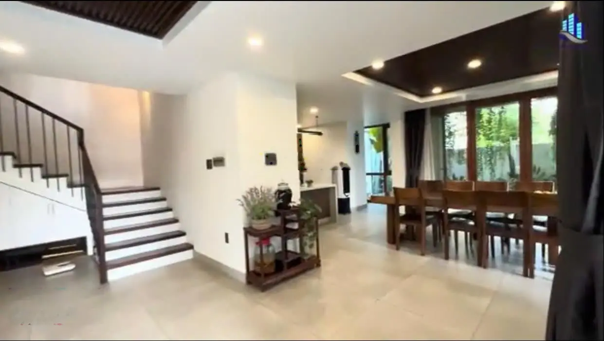 Đừng bỏ lỡ 1 căn biệt thự góc 2 mt nhà xây tâm huyết chủ cần bán gấp để giải quyêt cv giá cực rẻ