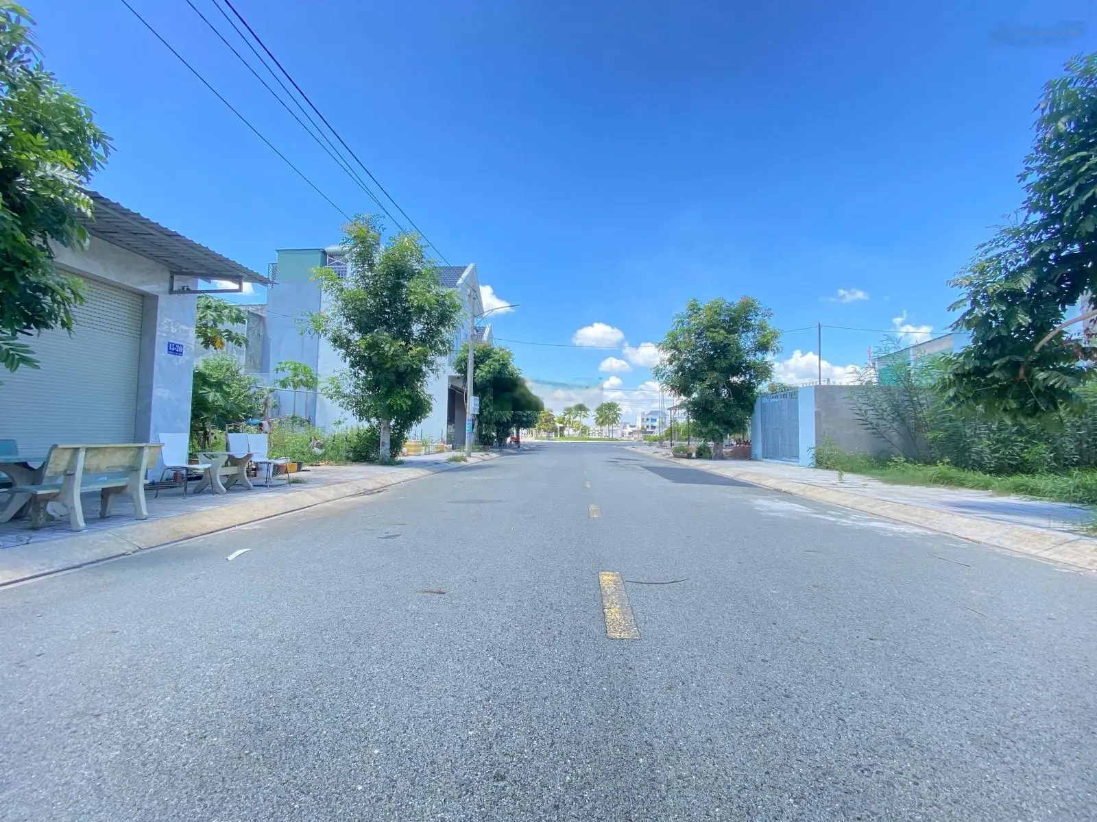 Bán đất Cát Tường Phú Sinh ngay công viên 7 Kỳ Quan Thế Giới DT: 5x19=95m2 SHR, vị trí siêu VIP ạ