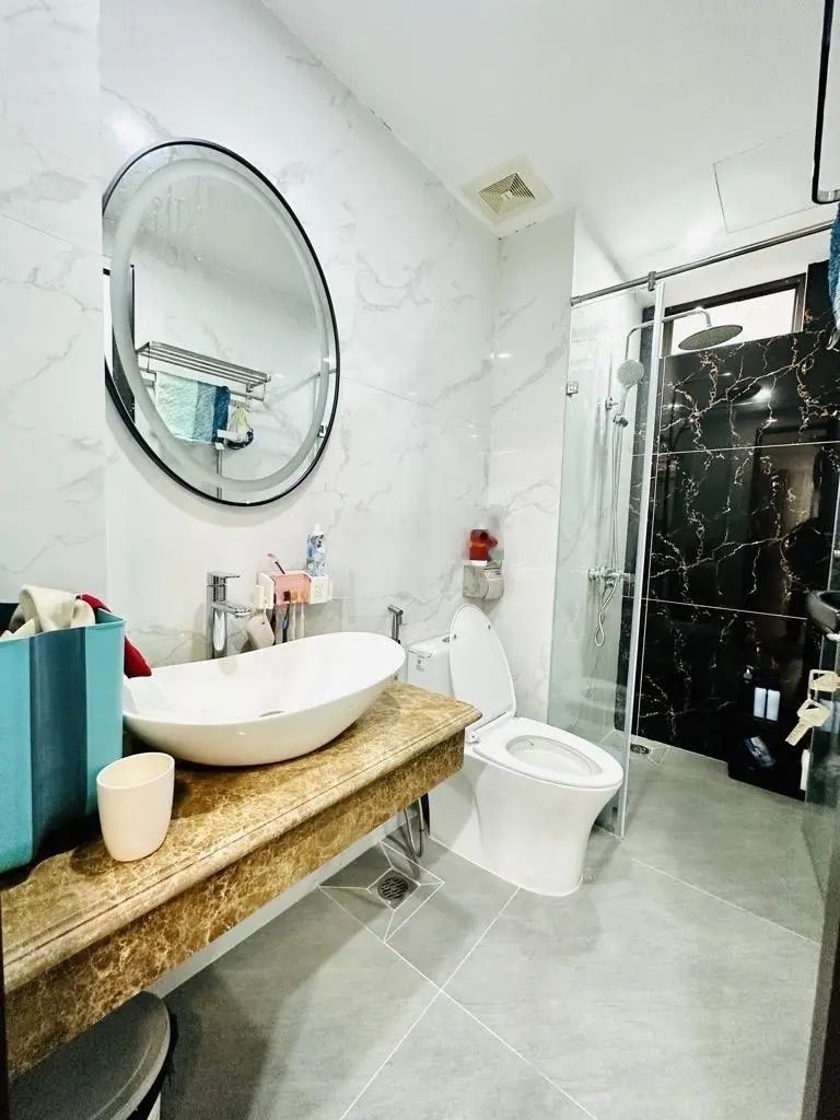 Bán nhà đẹp cầu thang máy fun nội thất ngọc lâm long biên hà nội 40m2