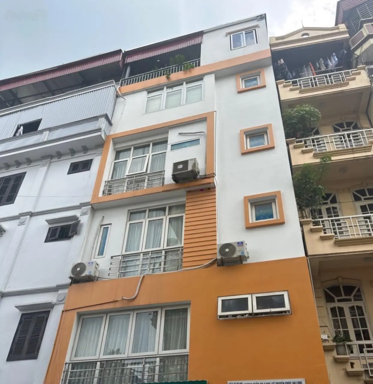 Nhà học viên tài chính - dt48m3 - 5 tầng - mt6,5m - giá 9.3 tỷ - bắc từ liêm - kinh doanh - ô tô