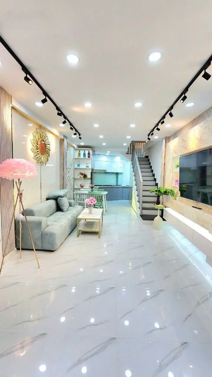 Bán nhà 5 tầng 6,5tỷ hẻm xe hơi 585 đường Nguyễn Thị Thập, P Tân Phong, Quận 7 (Đoạn gần LotteMart)