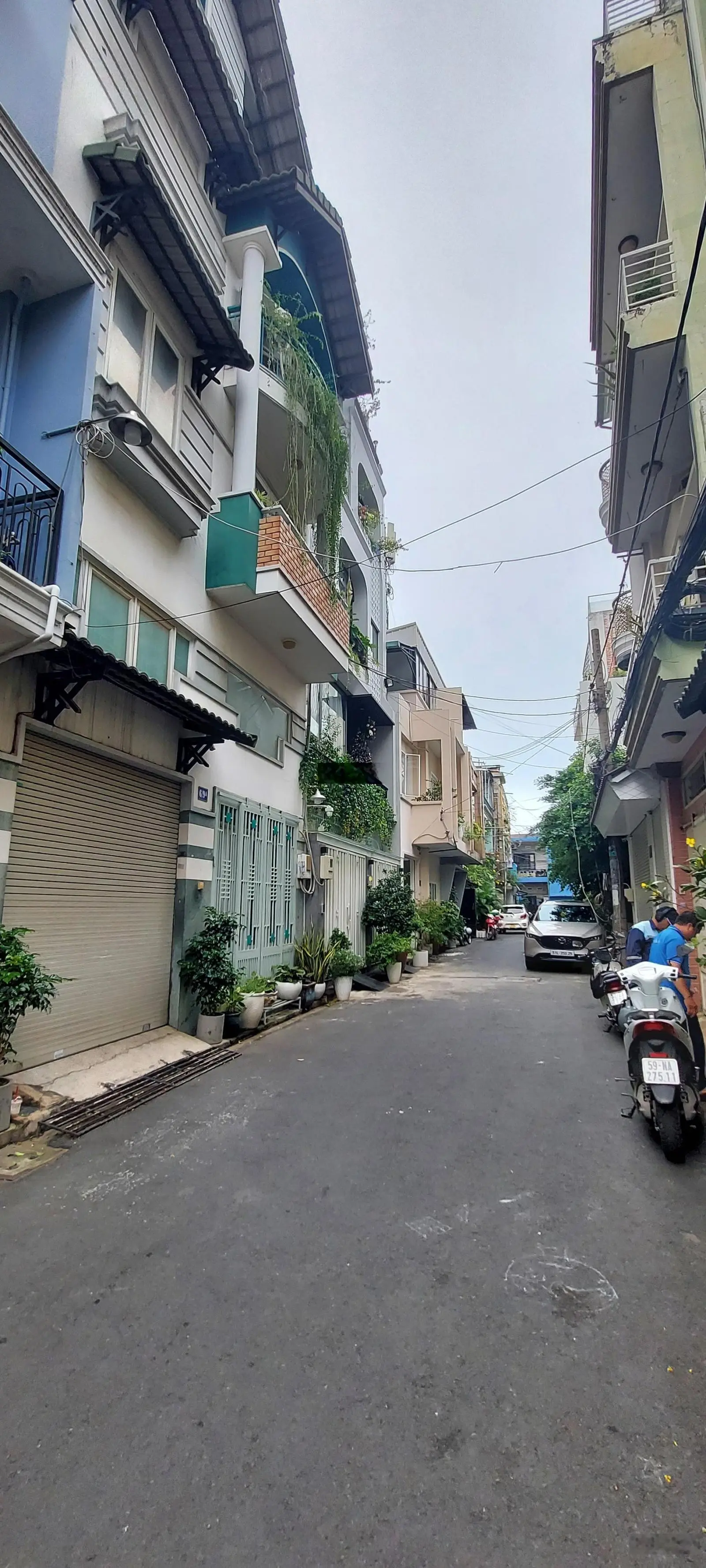 Nhà đẹp mới XD, có thang máy, ngay công viên HVT, gần sân bay, Đ. Phạm Văn Hai, TB, DT 6,85x9,2m