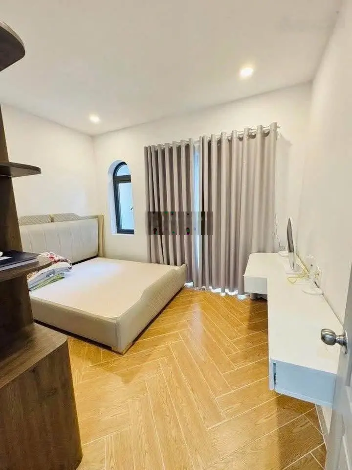 Hot!! Hẻm lớn, tặng nội thất, giá mềm 2ty760 | 40m2 đường Phạm Phú Thứ, quận 6 chạy ra Võ Văn Kiệt