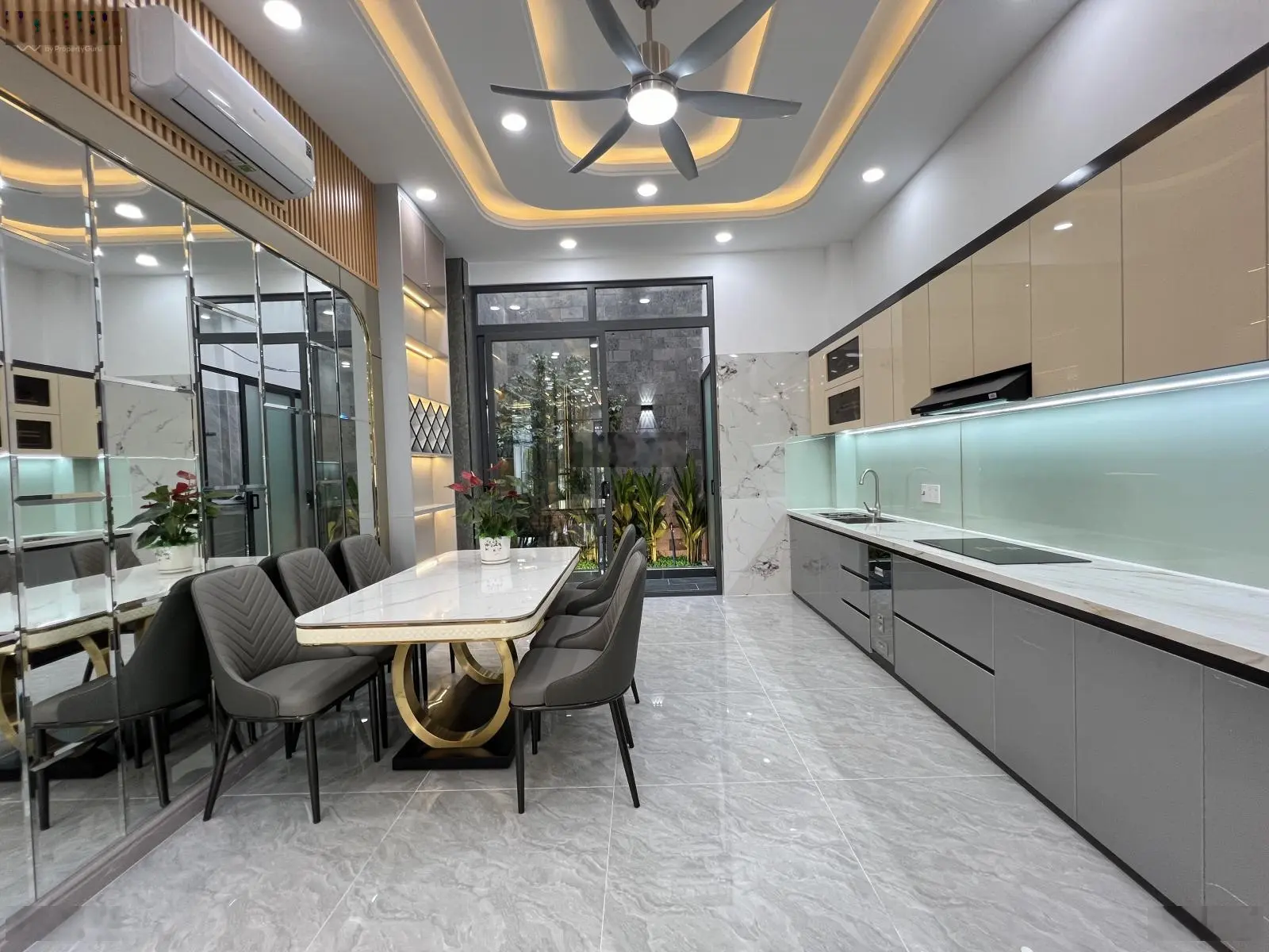 Nhà mới DT 80m2 sân ô tô ngay chợ Thạnh Xuân đường thông chỉ 6.3 tỷ