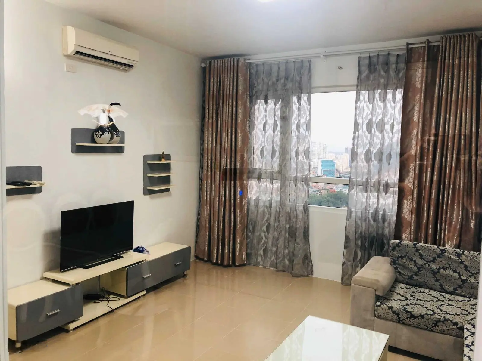 Bán căn hộ chung cư CT1 Vimeco Nguyễn Chánh, 89m2, full nội thất, căn góc, BCĐN, 5.2 tỷ