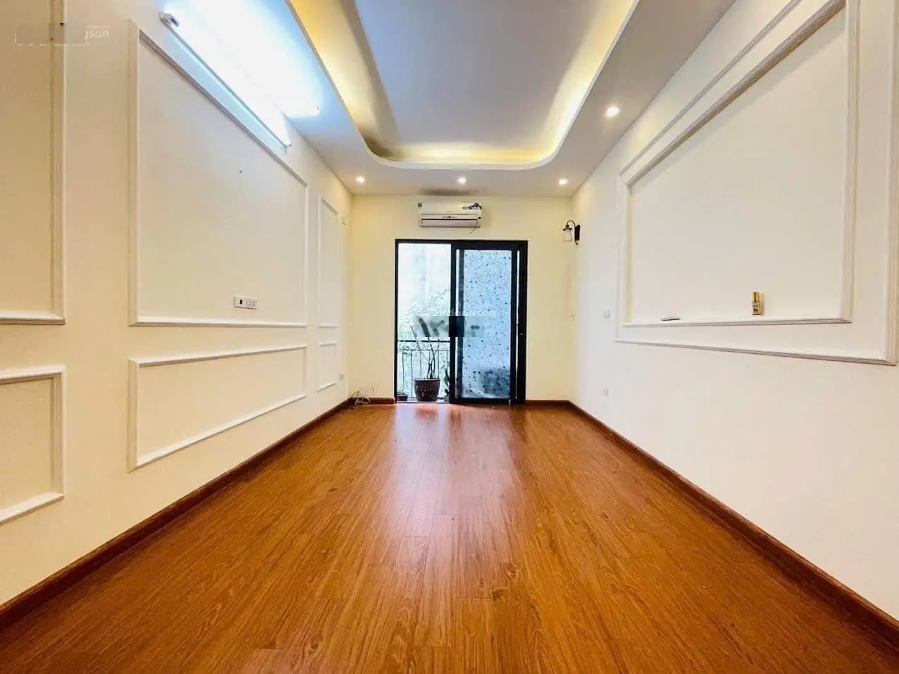5.15 tỷ - nhà đẹp hiếm có - chỉ cách ô tô 20m - dành cho người biết thưởng thức