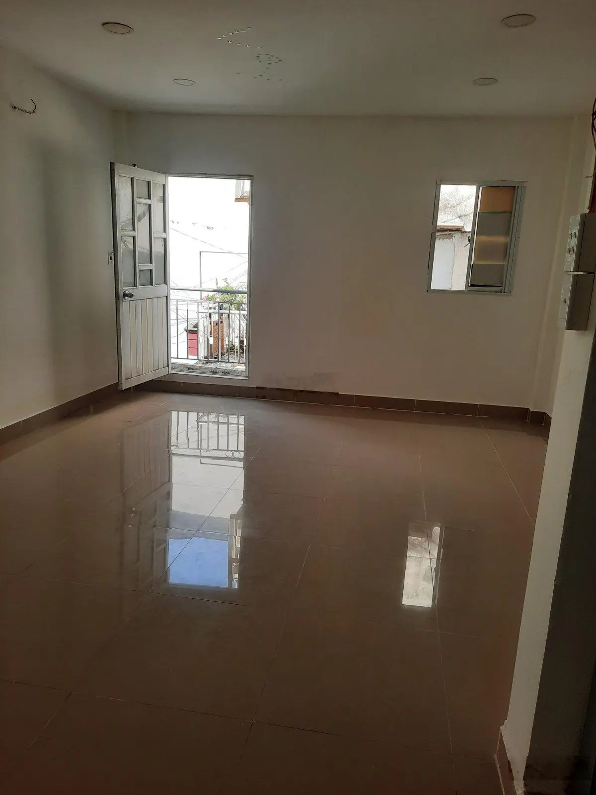 Bán nhà diện tích 4,5 x 6,5m, 1 trệt 1 lầu, 2 toilet