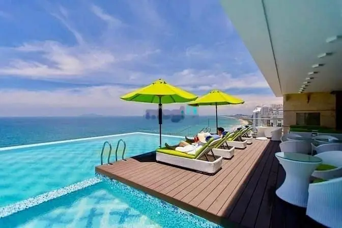 Một căn Alacarte Studio duy nhất biển Mỹ Khê, tầng cao, giá sụp hầm