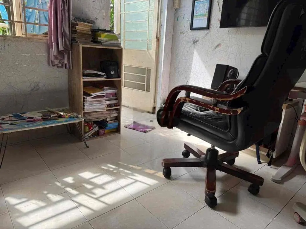 Bán gấp Lầu 1 CC Sơn Kỳ , DT 57m, 2ty1 TL có 2PN 1WC