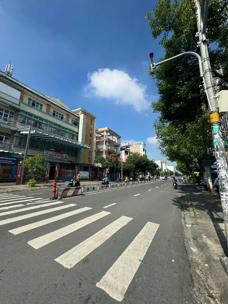 Cần bán nhà mặt tiền Quốc Lộ 13 phường 26, quận Bình Thạnh (4x40m) giá chỉ 35 tỷ còn TL