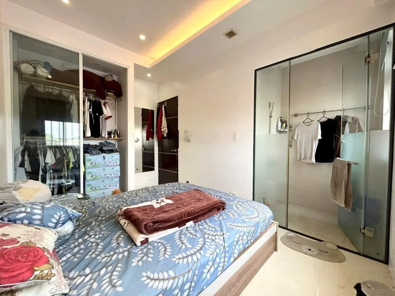 Cần bán gấp nhà trệt 2 lầu sân thượng mâm đúc có thể lên thêm lầu & 30 căn nhà trọ + quán cafe