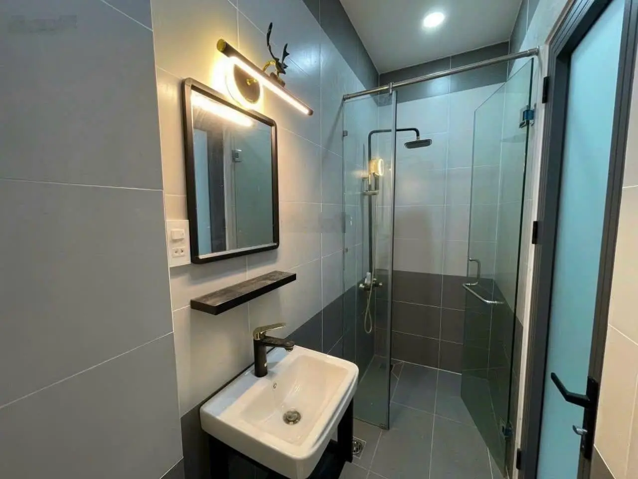 Nhà đẹp cần bán ở đường Tú Xương - Q3, 62,8m2 cho thuê 31 triệu, thông Nam Kỳ Khởi Nghĩa