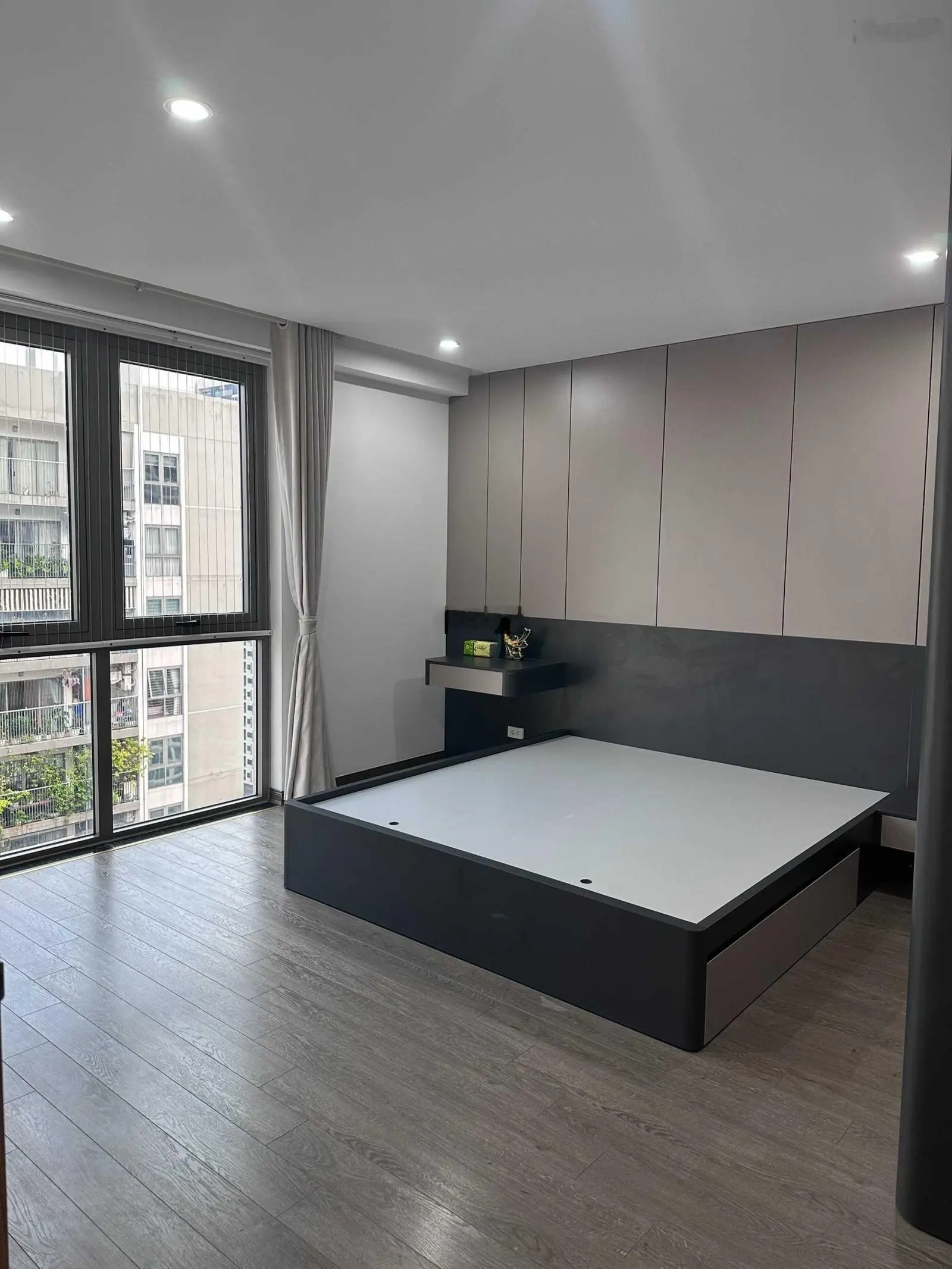 Chính chủ bán CH siêu đẹp Thống Nhất Complex, DT 90m2, 3pn 2vs, nội thất full mới 100%. Giá 6.8 tỷ