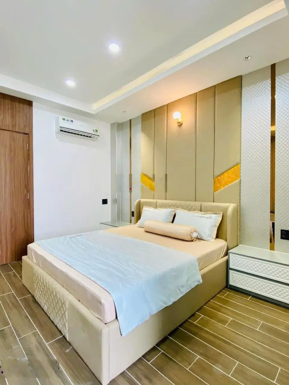 2 Căn siêu phẩm mặt tiền, Nguyễn Văn Khối P11, 4m x 19m. 5 lầu - thang máy=14 tỷ