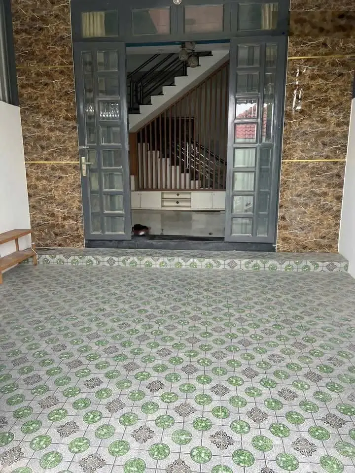 Bán nhà 5*17m có 3pn 2wc. Thới Tam Thôn, và Thị Trấn Hocmon