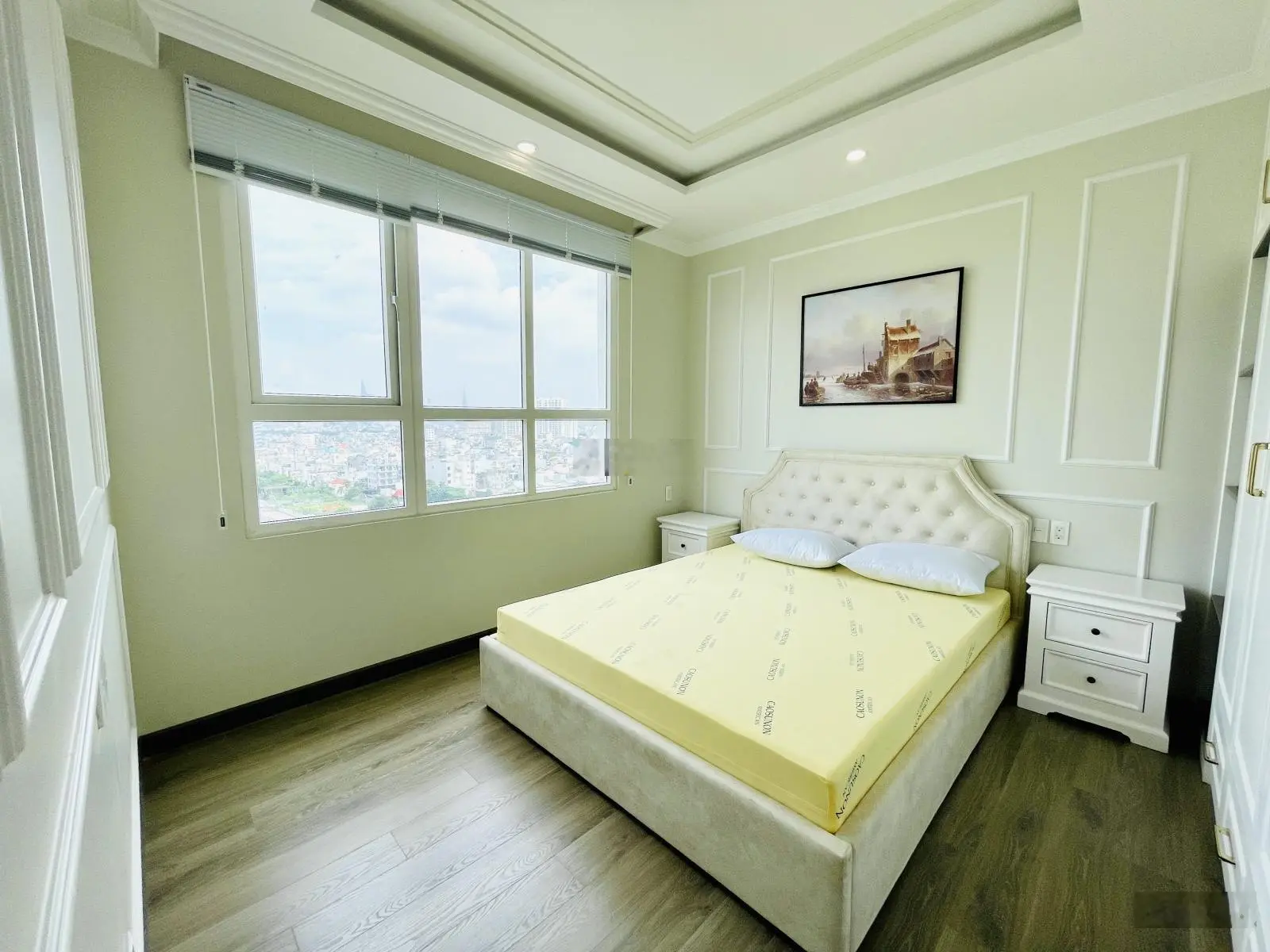 Căn hộ Florita, Hoàng Trọng Mậu, Q. 7 - 79,5m2 (2PN + 2WC) - nhà decor đẹp, cao cấp - view Q.1