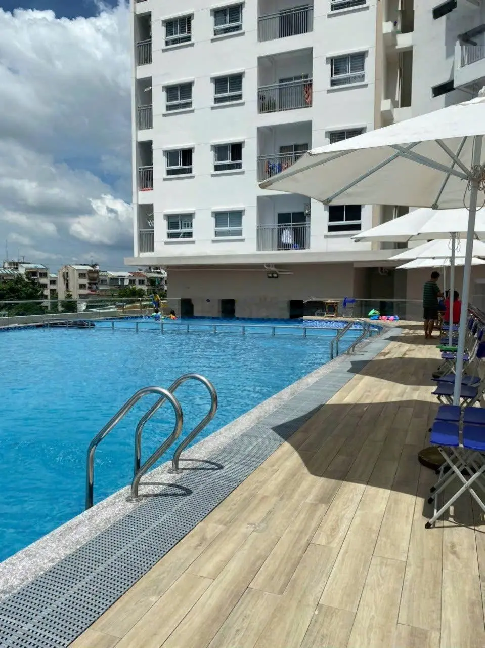 Bán căn hộ chung cư tại blue sky tower, 1,85 tỷ - 55m2 - đẹp, nhiều tiện ích.đt 0909 456 ***