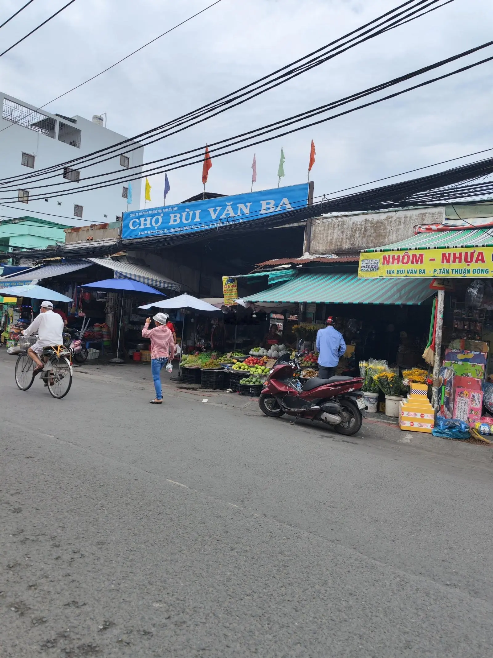 Nhà mt hẻm 3.5m bùi văn ba tân thuận đông q7 sẵn dòng tiền 25tr/tr dt:70m2 4 tầng 8 phòng chỉ 6.6tỷ