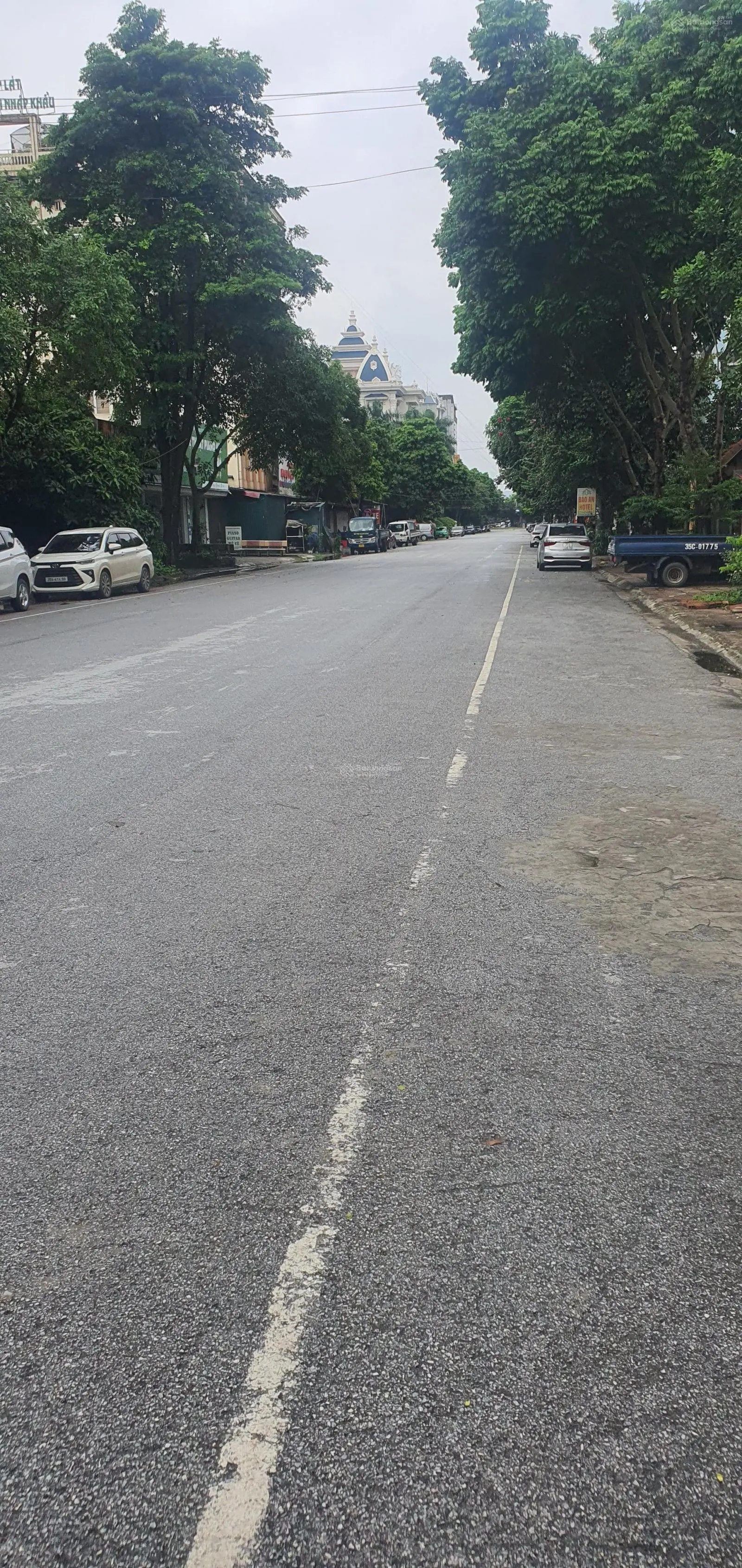 Cơ hội đầu tư tuyệt vời với nhà mặt phố giá 33 tỷ VND
