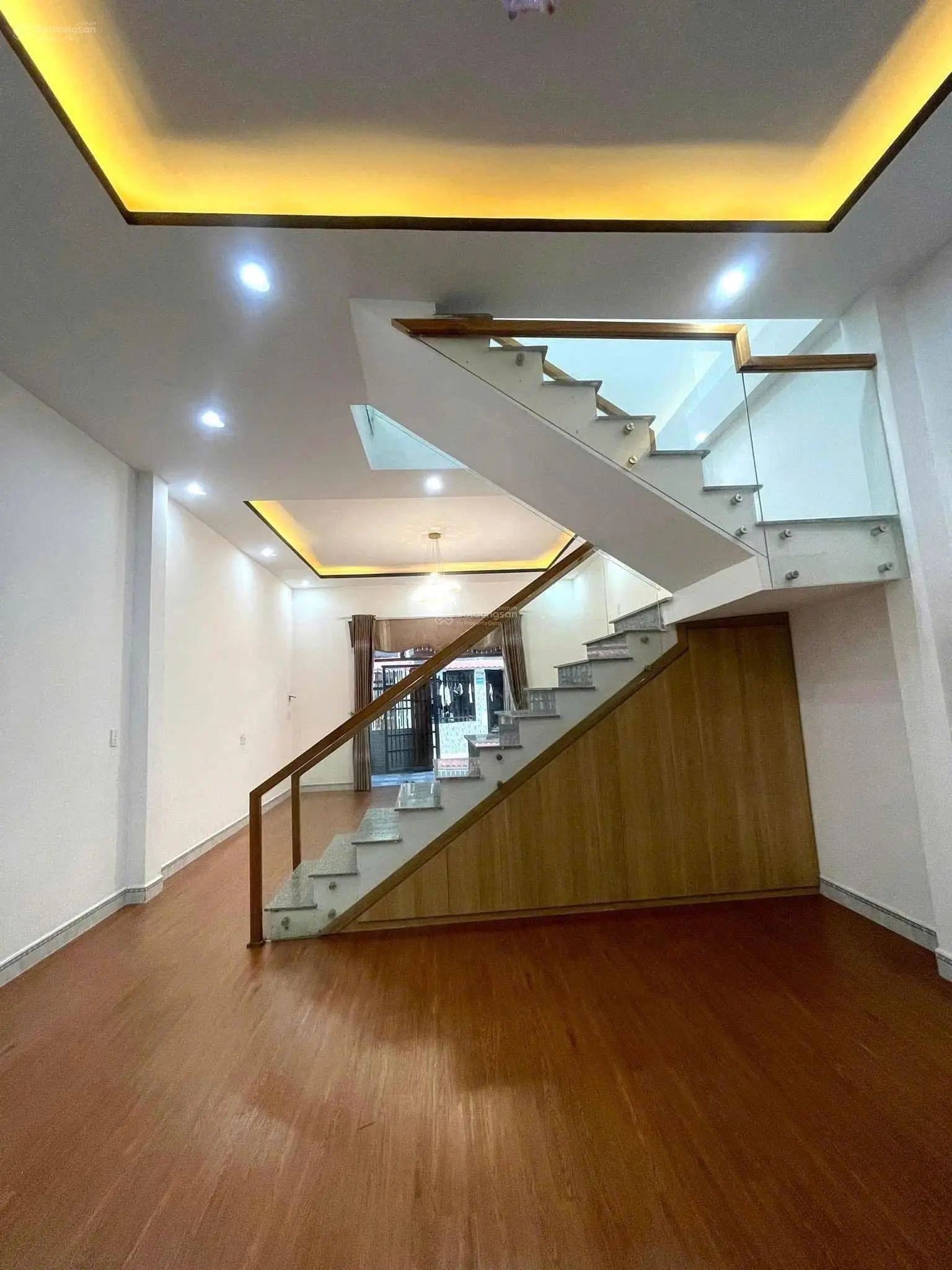 Gửi bán nhà 2 tầng K44 Đà Sơn - DTSD 170m2 - giá chỉ 2,65 tỷ - kiệt 3m rộng rãi