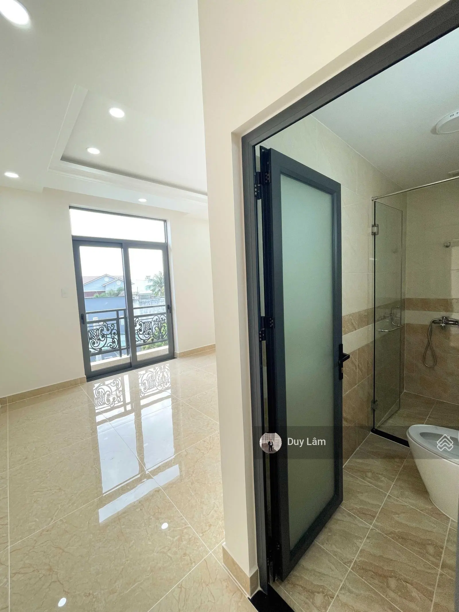 Nhà mới, vị trí đẹp ngay ĐH Luật, gần vòng xoay Bình Triệu - ô tô ngủ trong nhà, cách mặt tiền 50m
