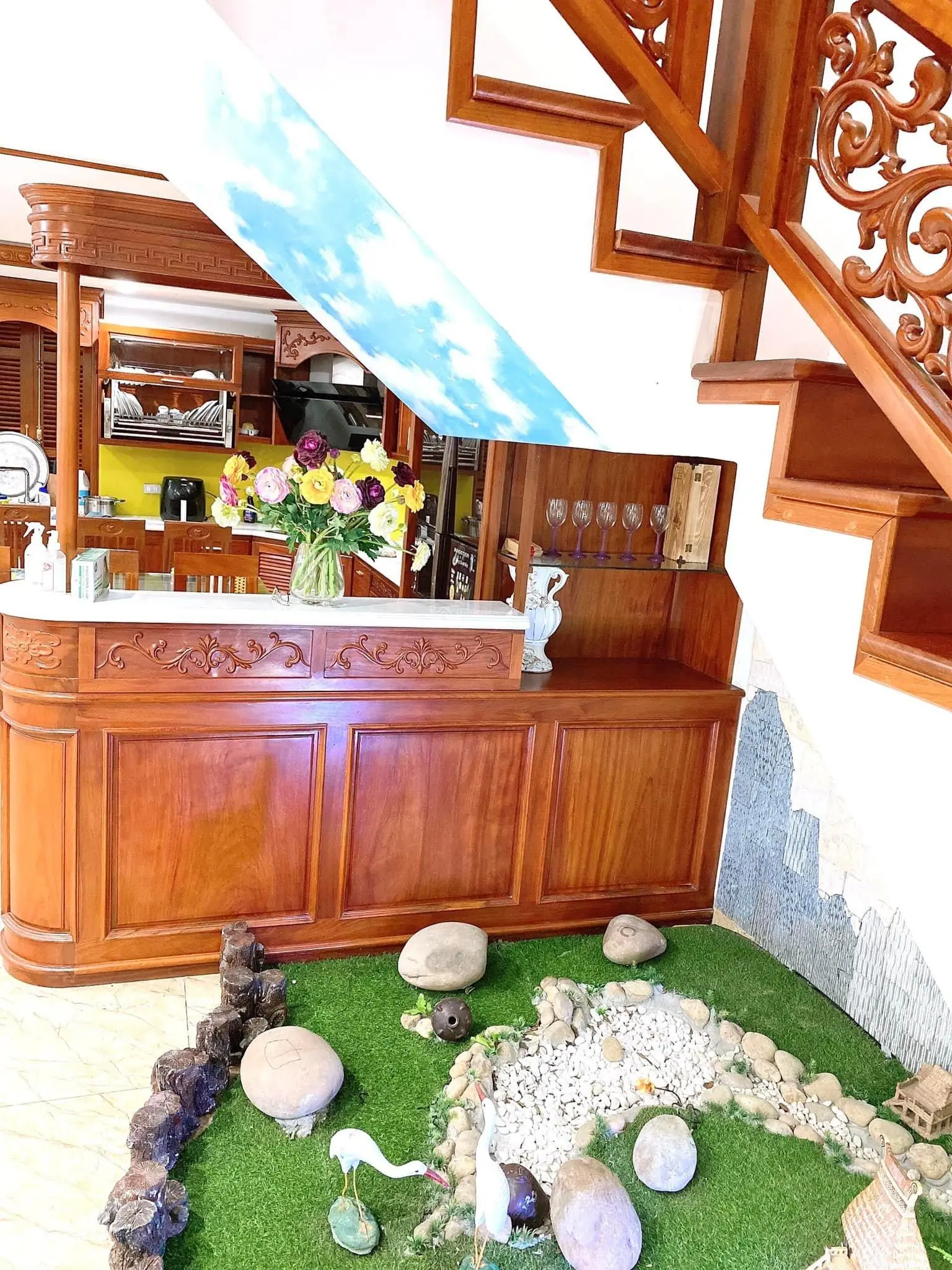 Bán nhà mặt phố Hoàng Quốc Việt Cầu Giấy 80m2, nhỉnh 36 tỷ , hiếm lắm , 2 mặt tiền