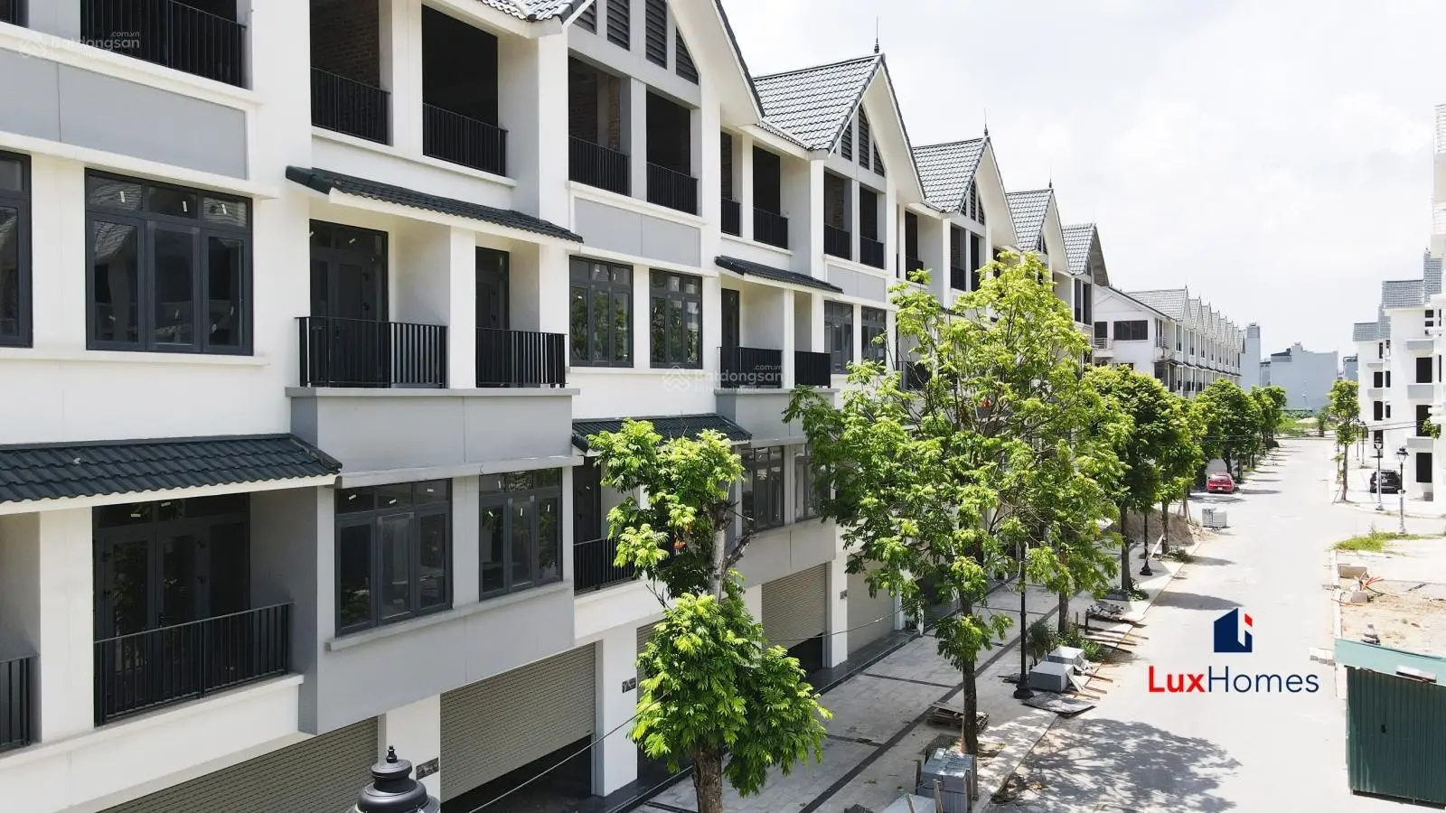 Bán căn LK đường 17m Đông Dương - 100m2 giá nhỉnh 12 tỷ