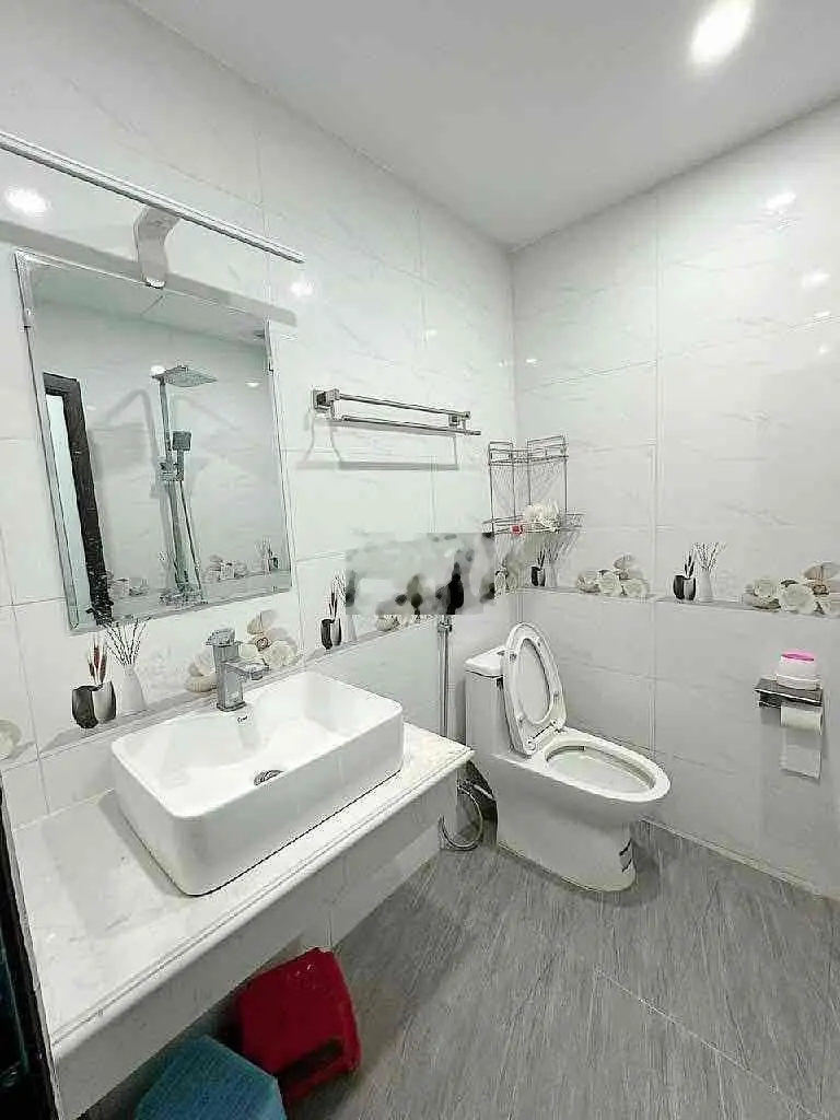 Ngõ 193 Phú Diễn , 5 tầng mới koong , trước nhà rộng 3m , Giá Hiếm 5,3