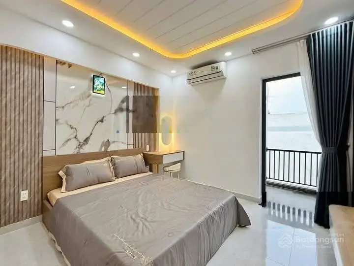 Lô góc 2 thoáng phố Vũ Ngọc Phan, mới đẹp full nội thất, ngõ thông, cách ô tô 50m, dt 41m2 * 5 tầng