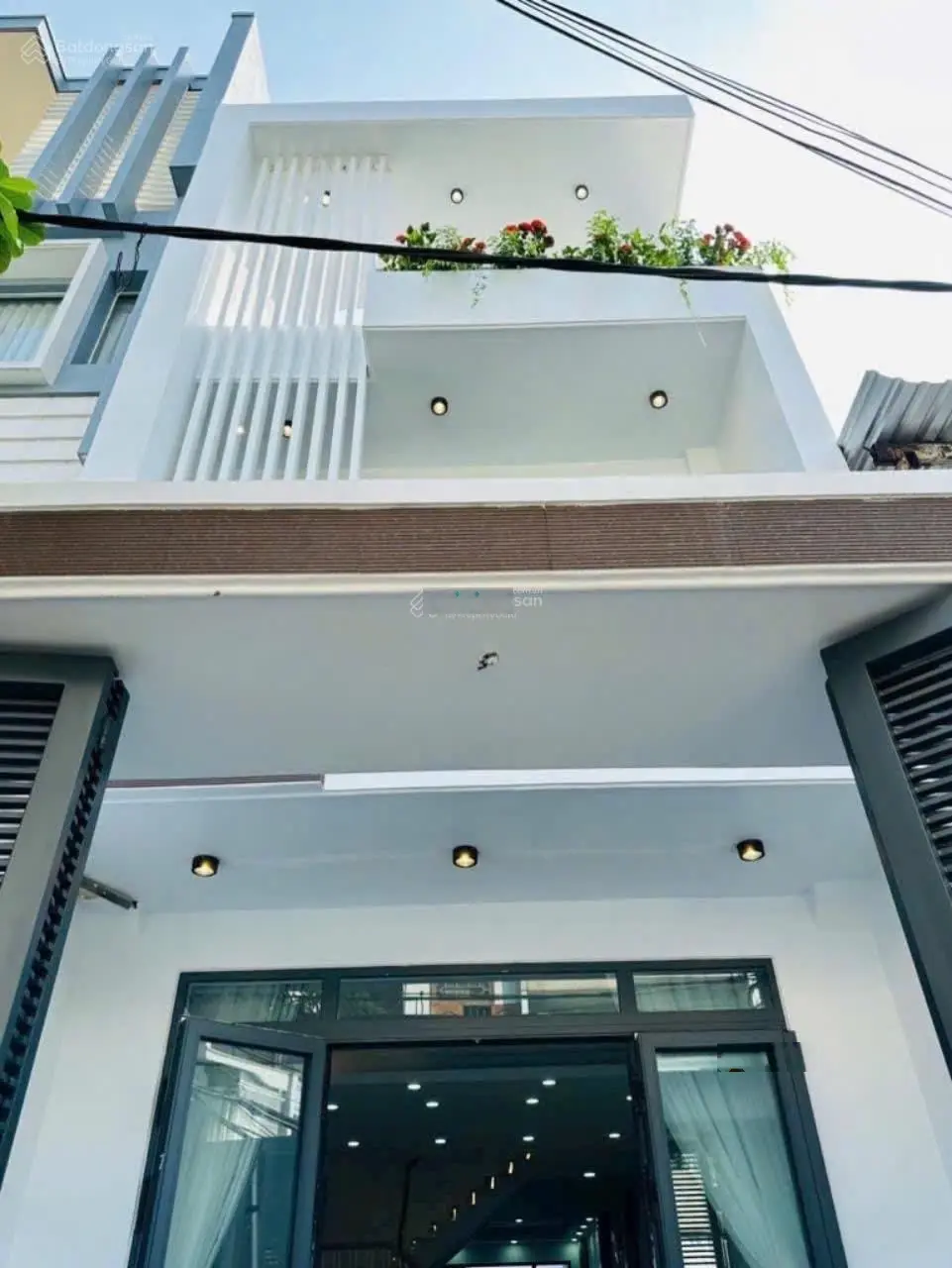 Bán nhà riêng chính chủ 99m2 3 tầng khu phân lô an lạc a gần eaon mall bình Tân chỉ 10.2 tỷ