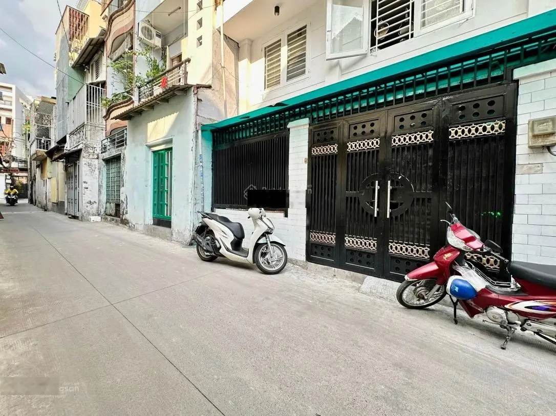 Nhà 5 tầng hxh thích quảng đức sát phan xích long chỉ 6.x tỷ