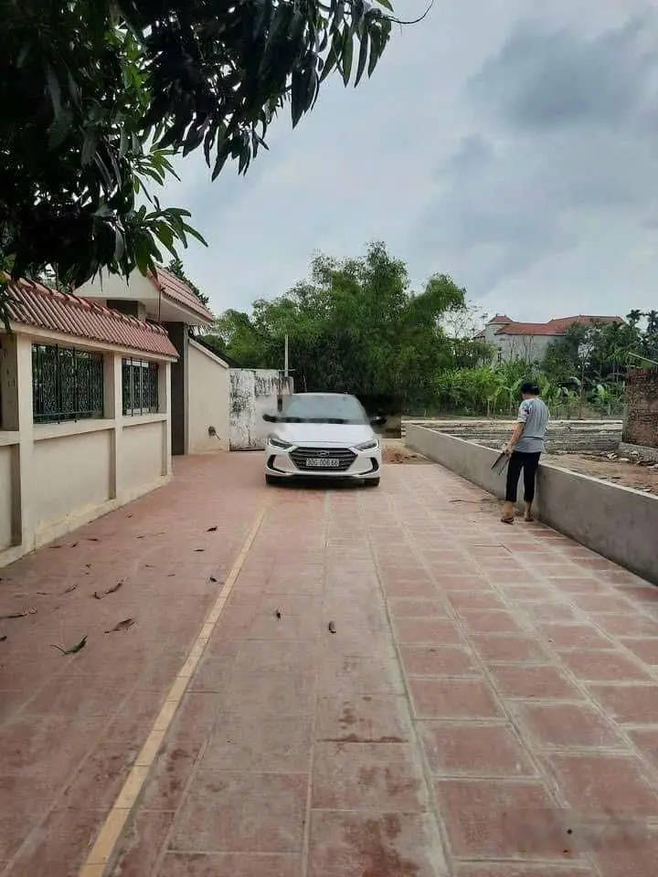 LÔ ĐẤT GIÁ ĐẦU TƯ 68m2, ô tô đỗ cửa, trung tâm thị trấn Phúc Thọ. Cách quốc lộ 32 chỉ 800m.